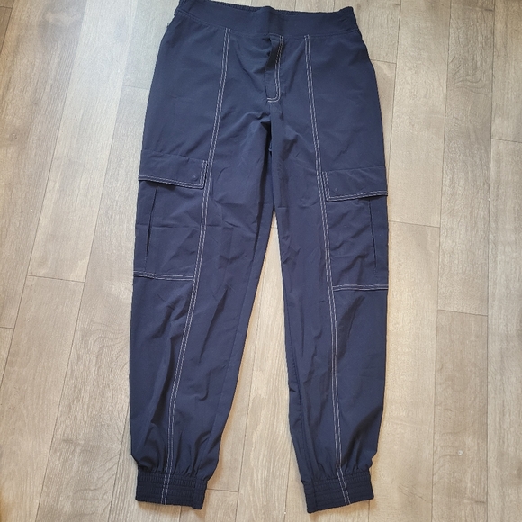 Athleta Navy Blue Pull On Pants Womens Chelsea Utility Jogger Activewear  Size 6 - Picture 1 of 6
